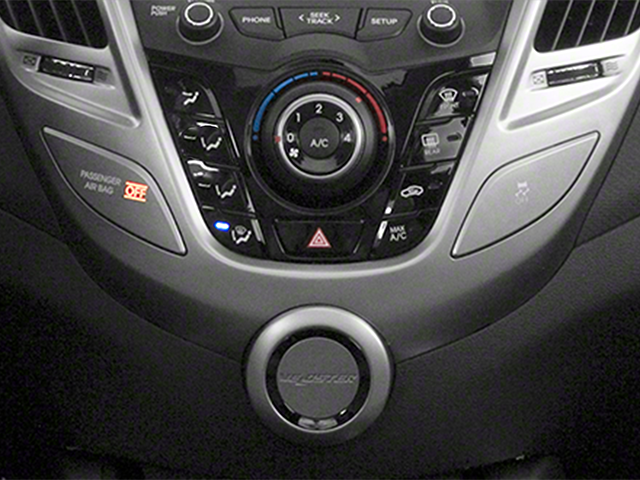 2013 Hyundai Veloster w/Gray Int