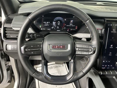 2025 GMC Acadia AWD AT4