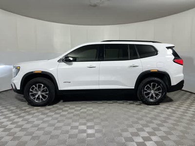 2025 GMC Acadia AWD AT4