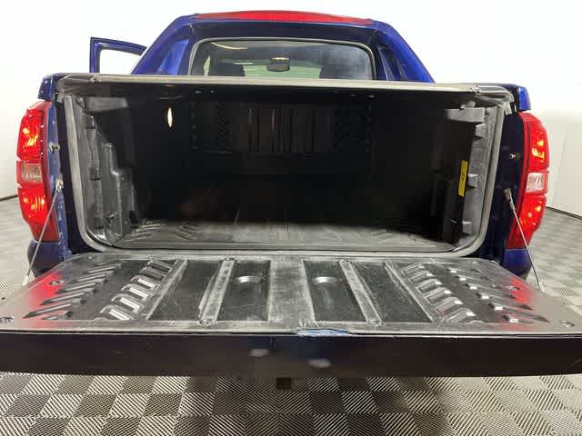 2013 Chevrolet Black Diamond Avalanche LT