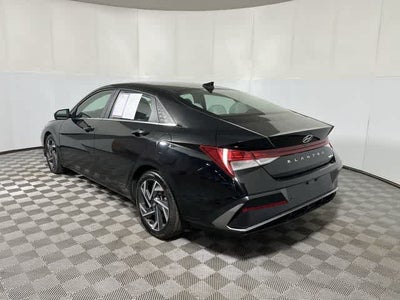 2024 Hyundai Elantra Limited