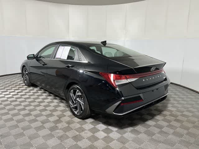 2024 Hyundai Elantra Limited