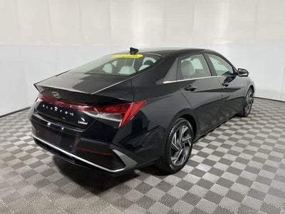 2024 Hyundai Elantra Limited