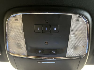 2014 Chrysler 300 4dr Sdn AWD