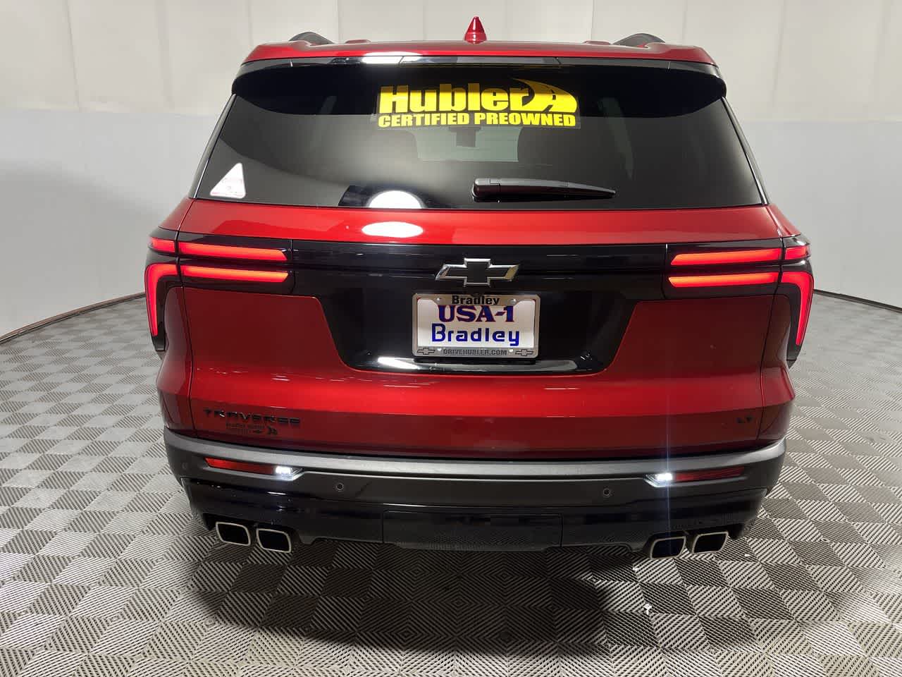 2024 Chevrolet Traverse LT
