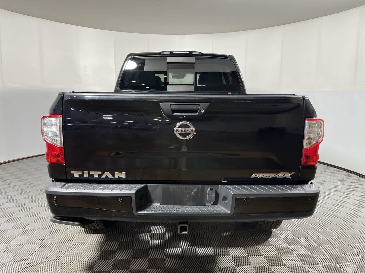 2018 Nissan Titan PRO-4X