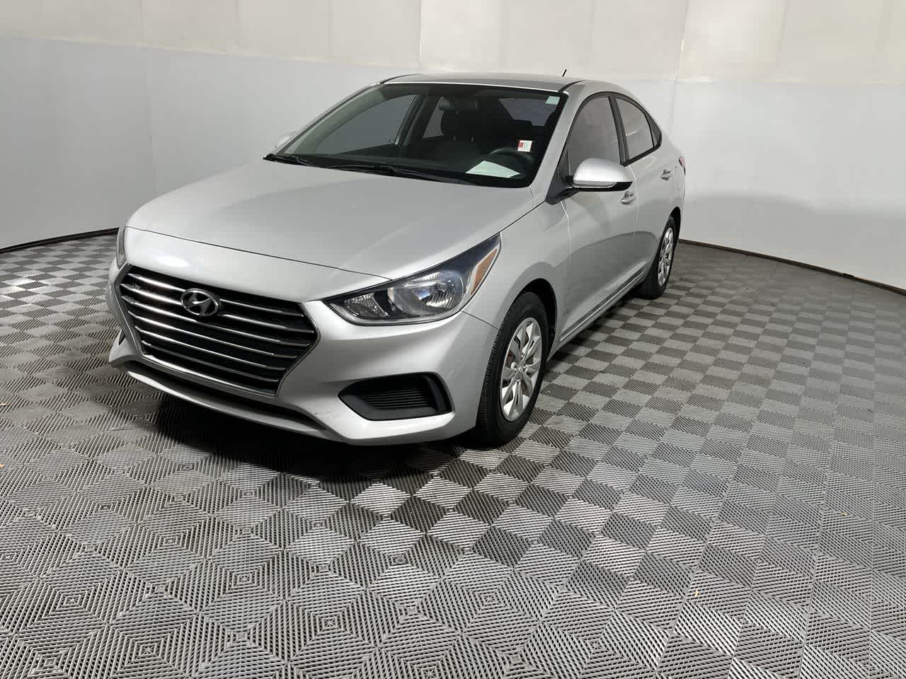 2020 Hyundai Accent SE