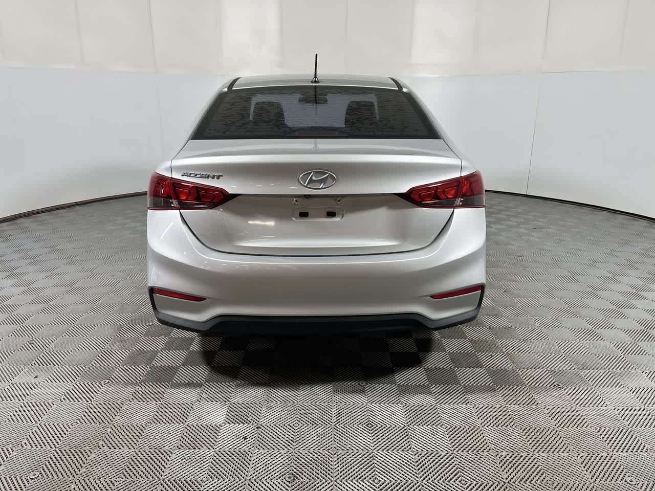 2020 Hyundai Accent SE
