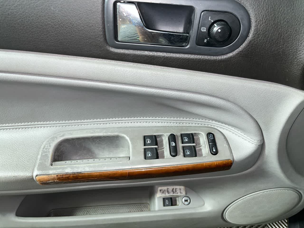 2004 Volkswagen Passat Sedan GLS