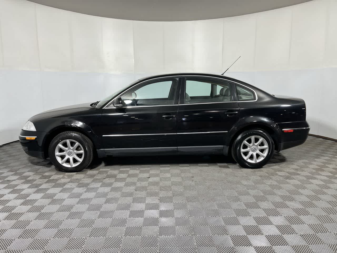 2004 Volkswagen Passat Sedan GLS