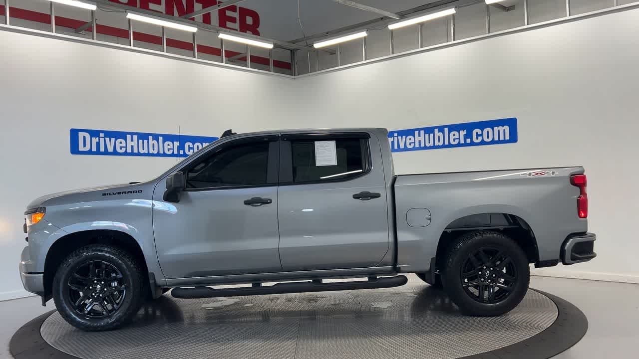 2025 Chevrolet Silverado 1500 Custom