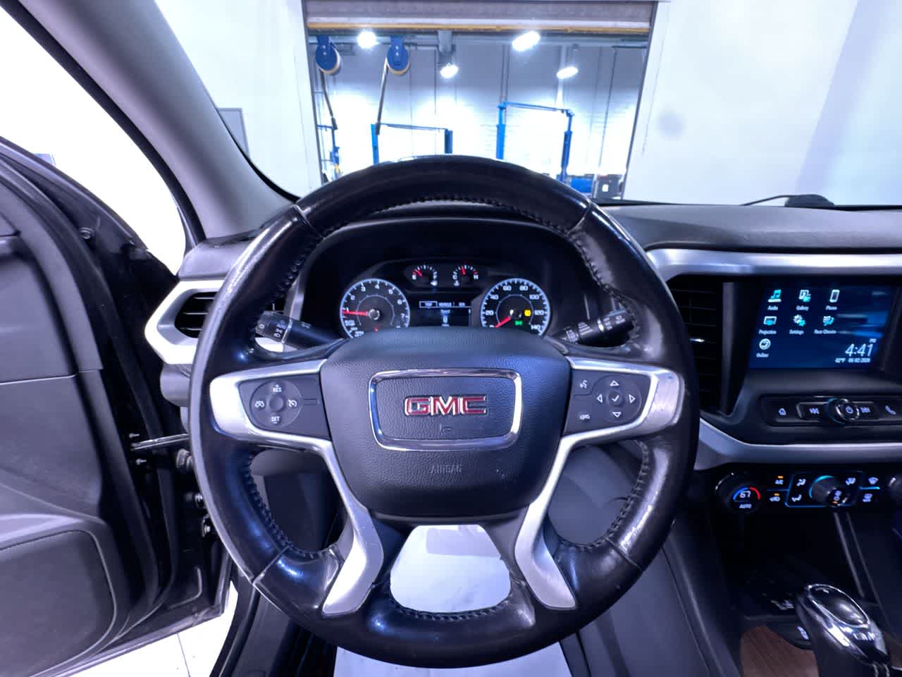 2018 GMC Acadia SLE