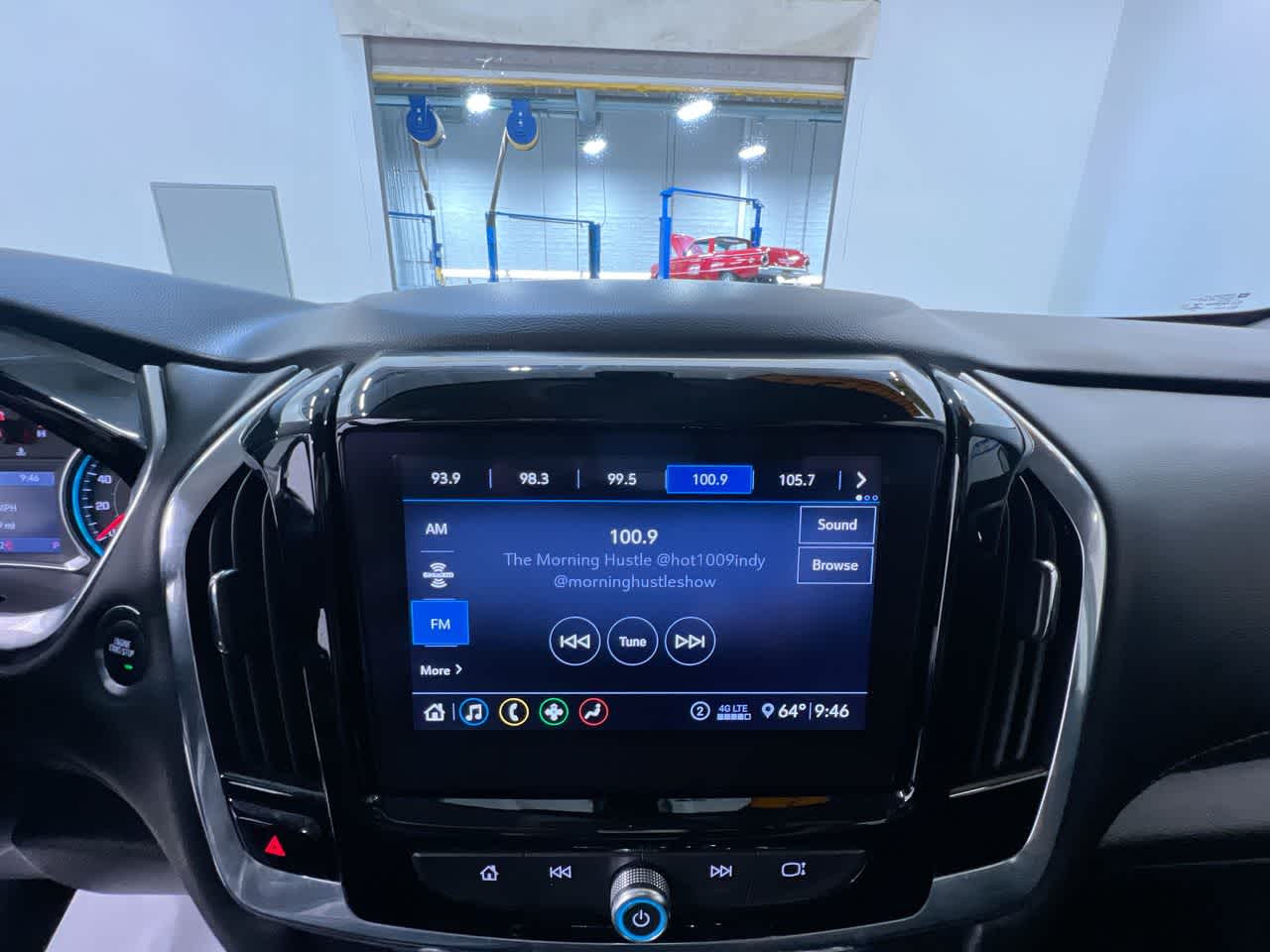 2021 Chevrolet Traverse LT Leather
