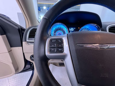 2013 Chrysler 300 Base