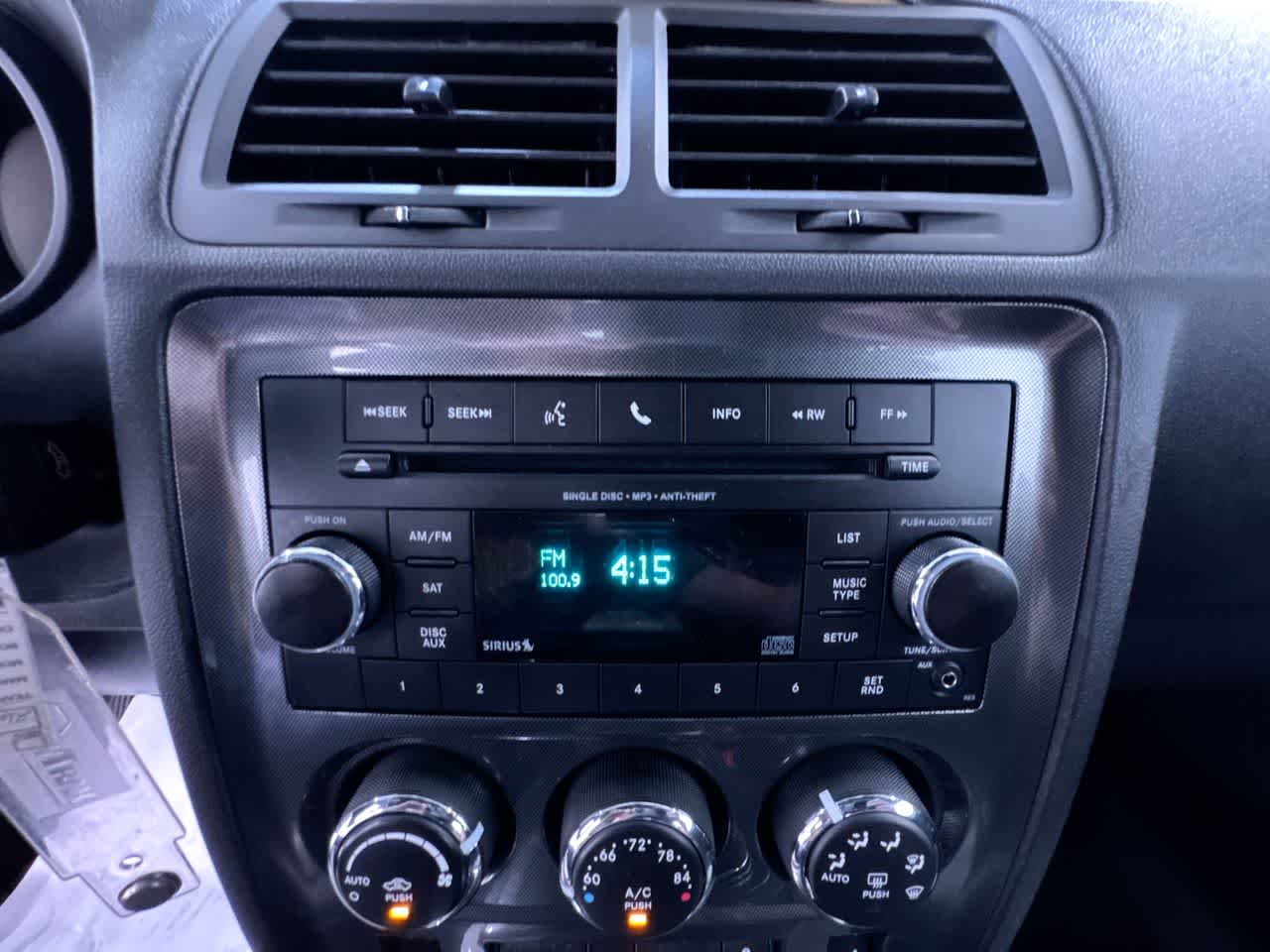 2014 Dodge Challenger SXT Plus