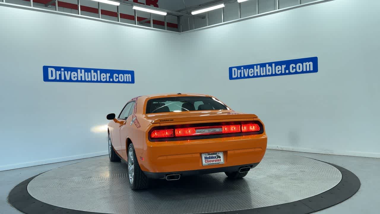 2014 Dodge Challenger SXT Plus