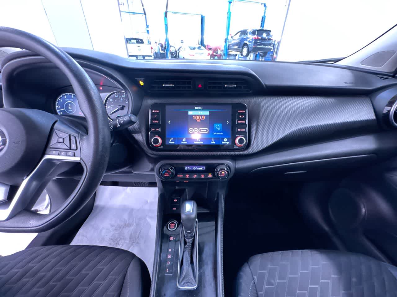 2021 Nissan Kicks SV