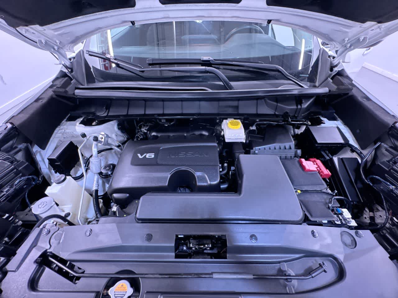 2022 Nissan Pathfinder SV