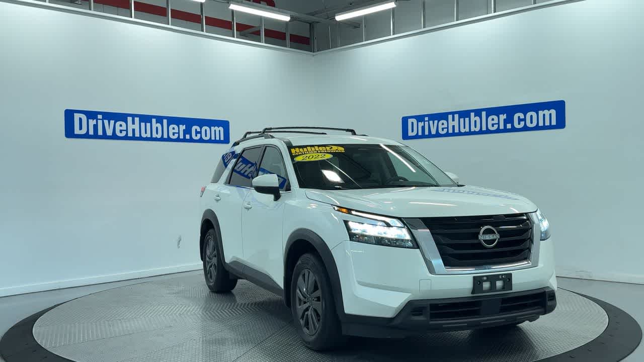 2022 Nissan Pathfinder SV