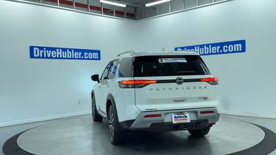 2022 Nissan Pathfinder Platinum