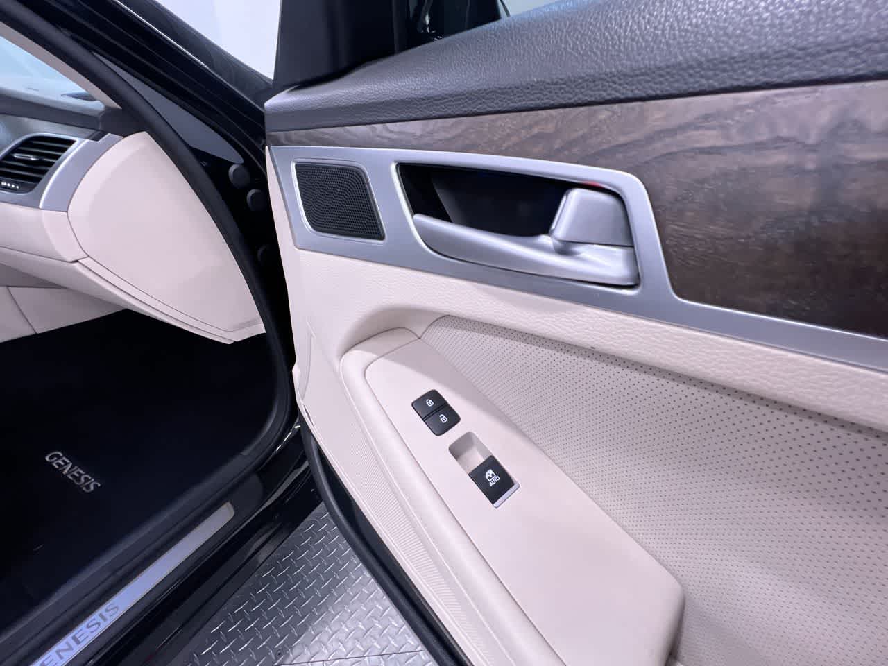 2016 Hyundai Genesis 3.8L