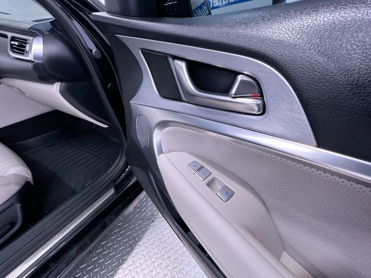 2019 Genesis G70 3.3T Advanced