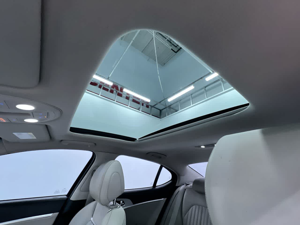 2019 Genesis G70 3.3T Advanced