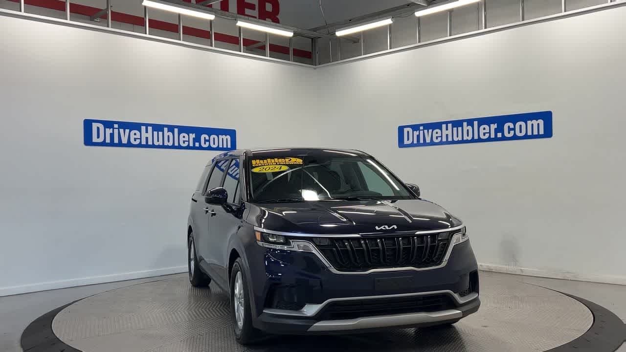 2024 Kia Carnival LX
