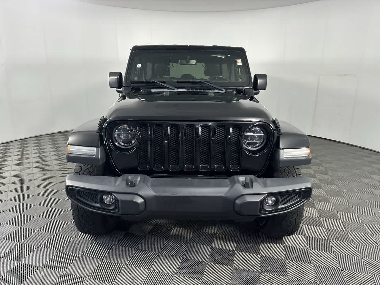 2020 Jeep Wrangler Unlimited Sahara Altitude