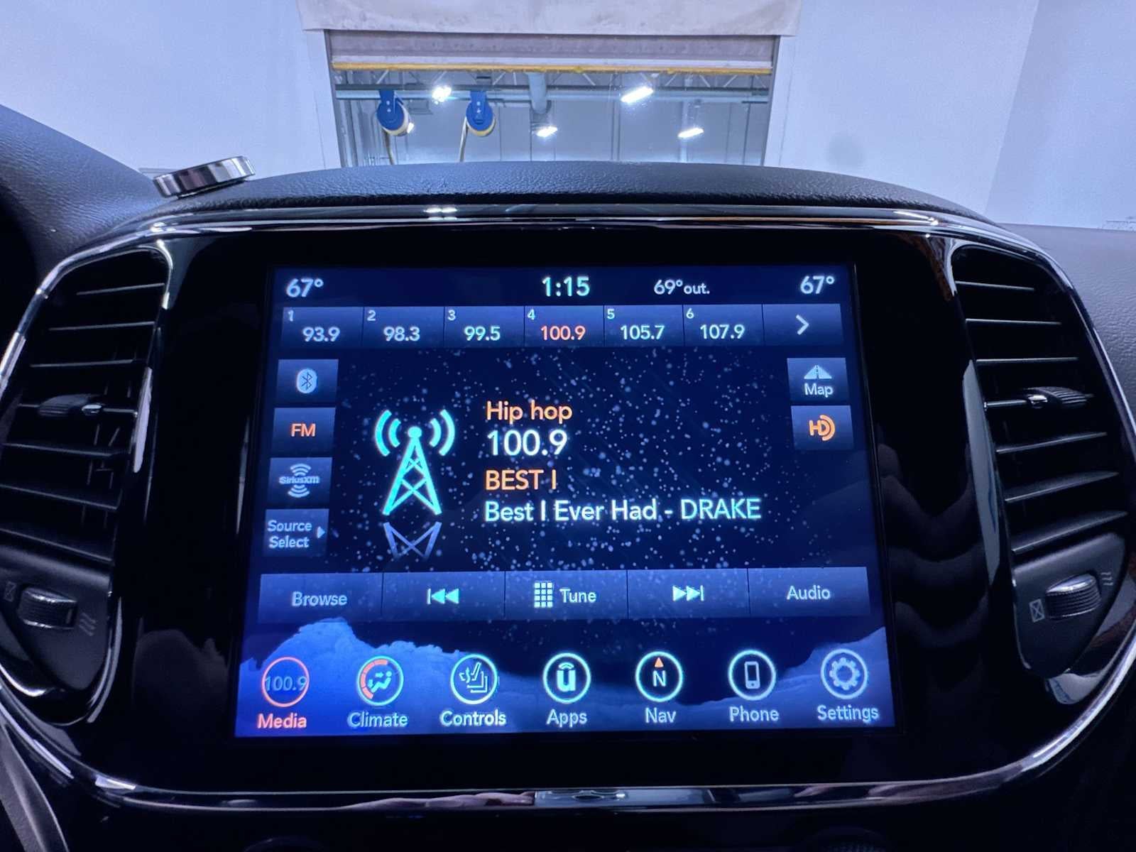 2020 Jeep Grand Cherokee Altitude