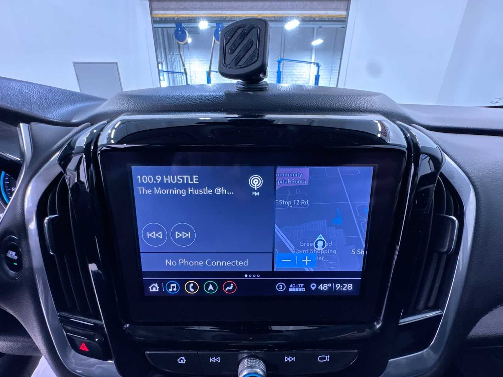 2020 Chevrolet Traverse RS