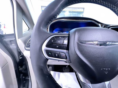 2022 Chrysler Pacifica Hybrid Limited