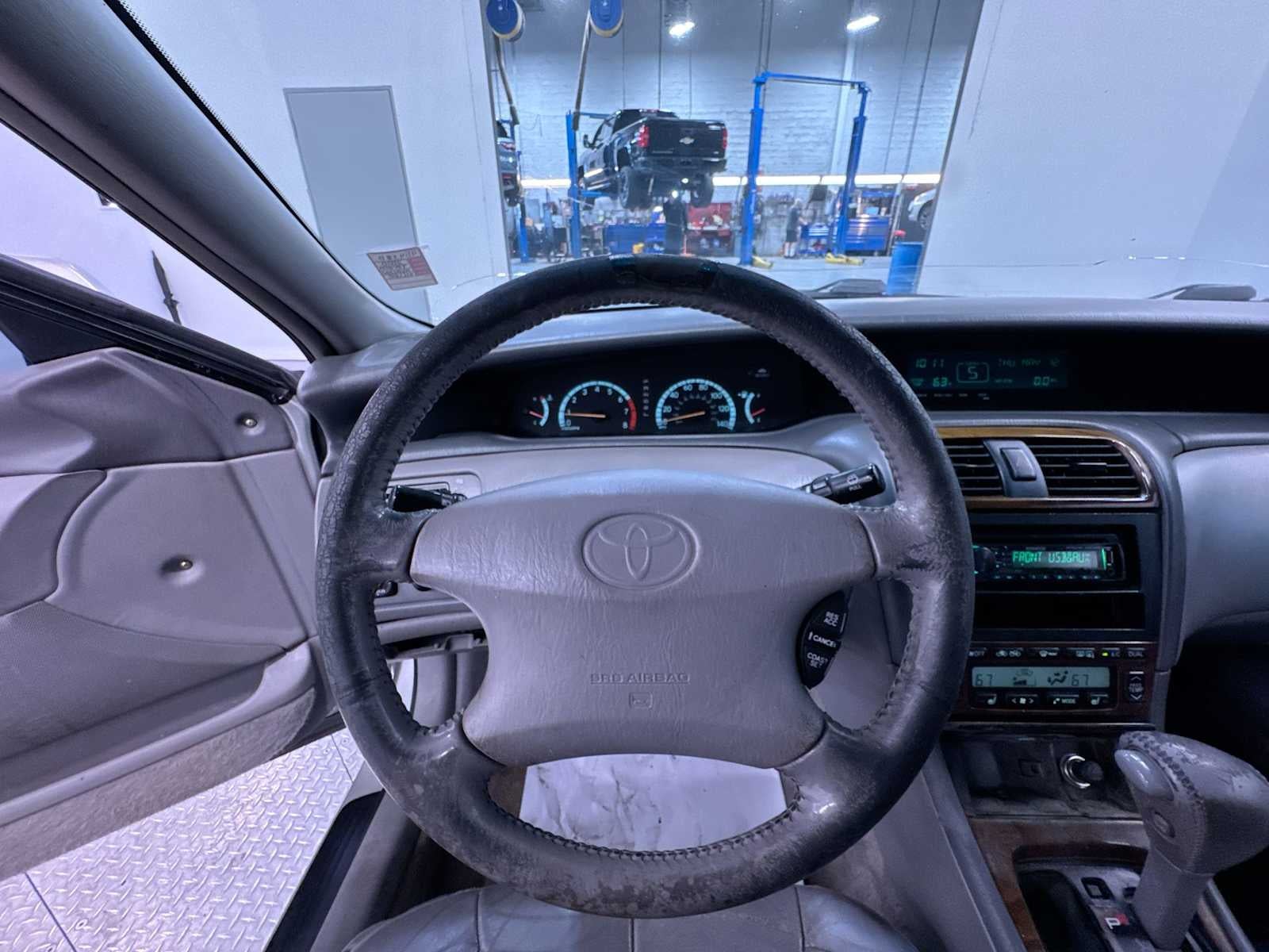 2000 Toyota Avalon XLS