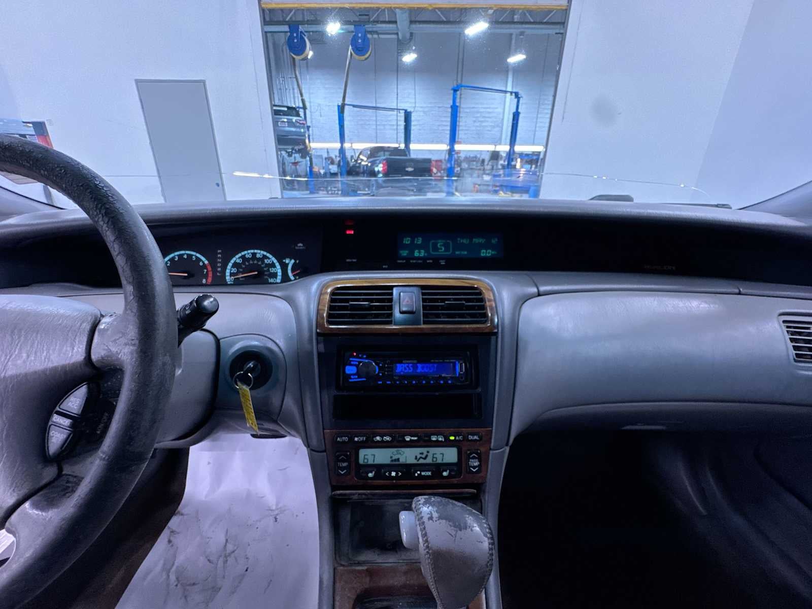 2000 Toyota Avalon XLS