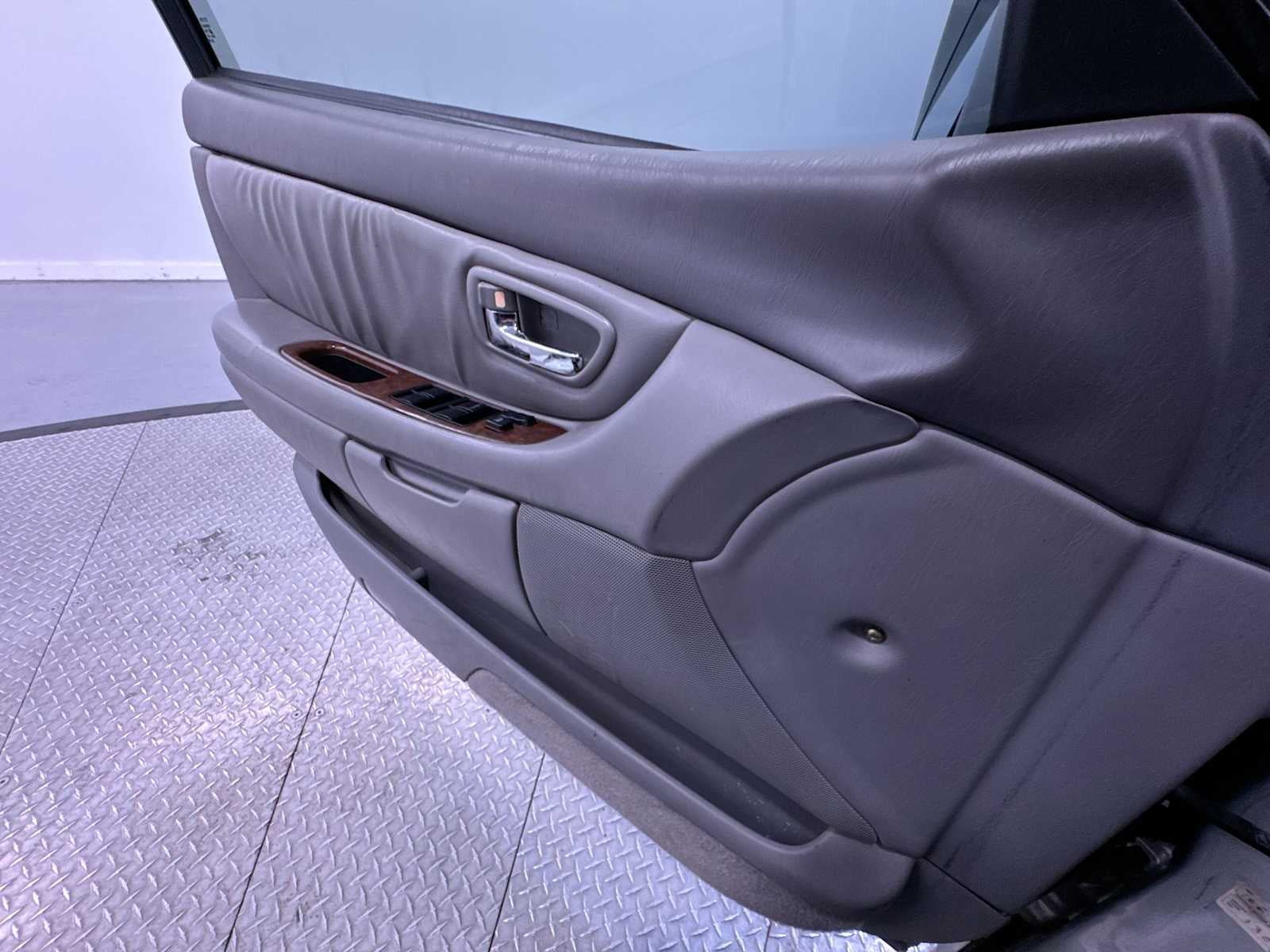 2000 Toyota Avalon XLS