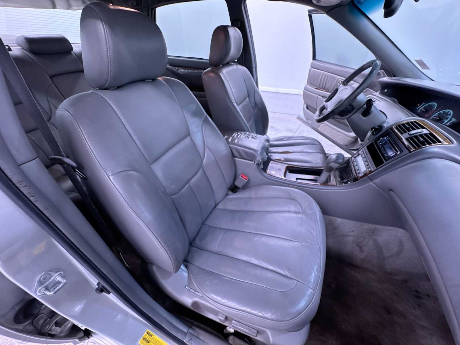 2000 Toyota Avalon XLS