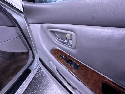 2000 Toyota Avalon XLS
