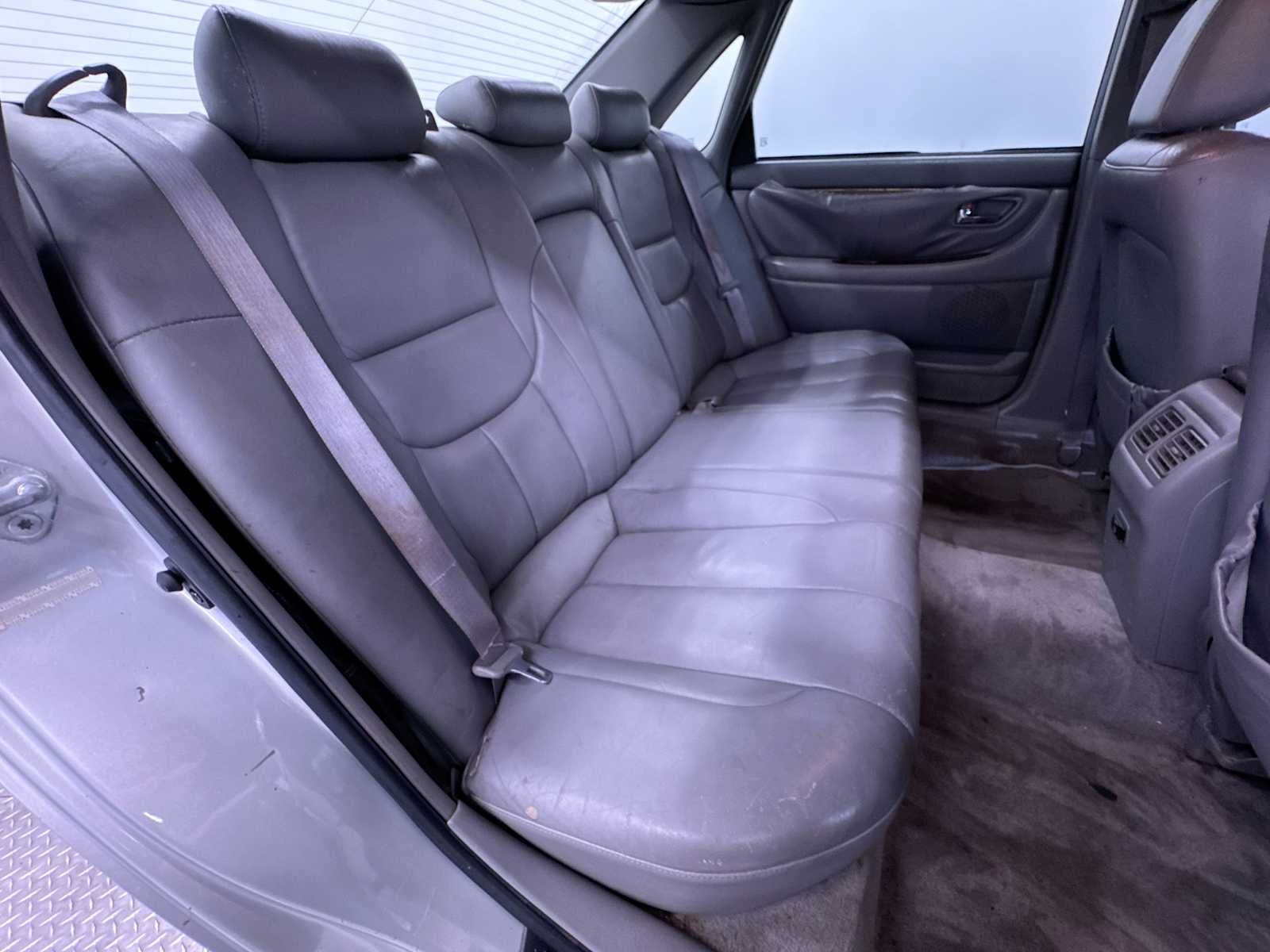 2000 Toyota Avalon XLS