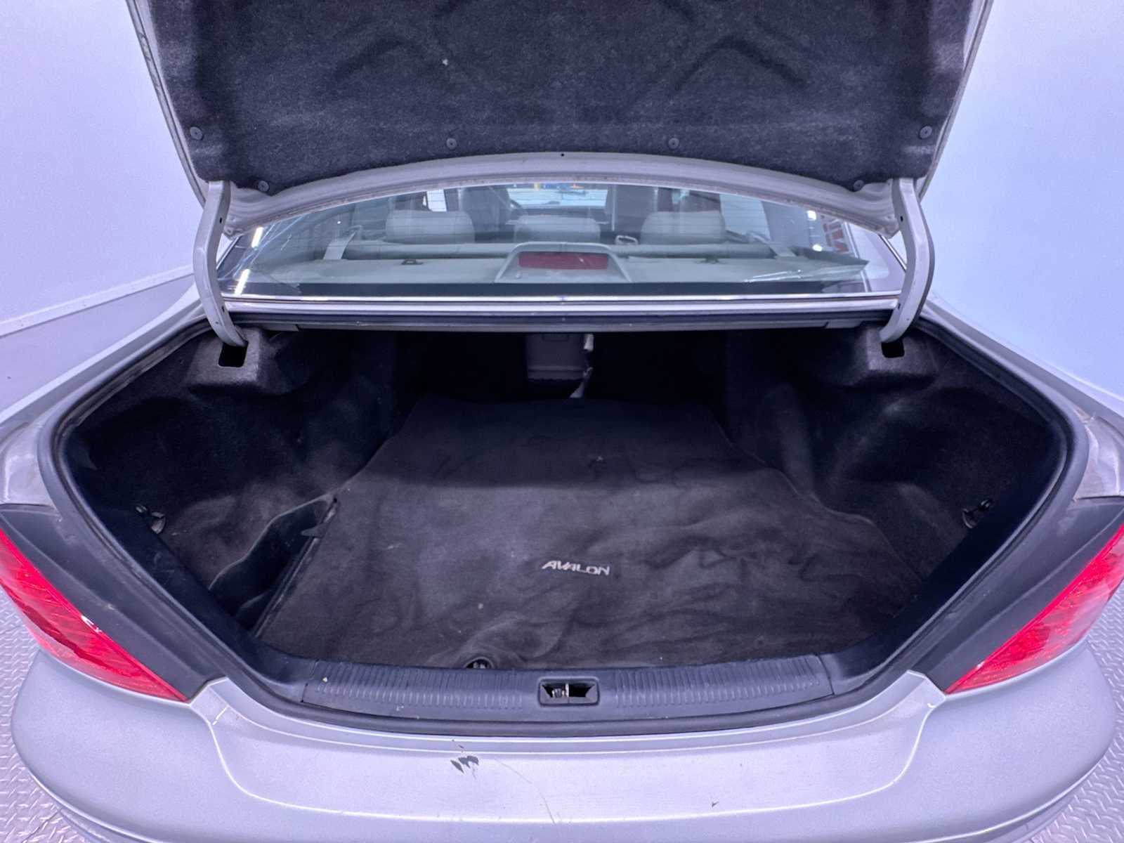 2000 Toyota Avalon XLS