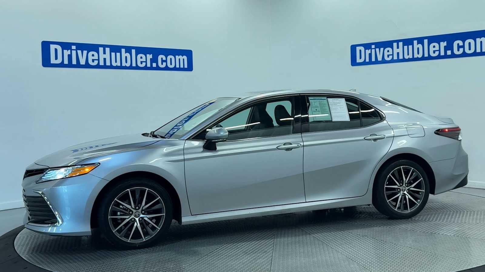 2024 Toyota Camry Hybrid XLE
