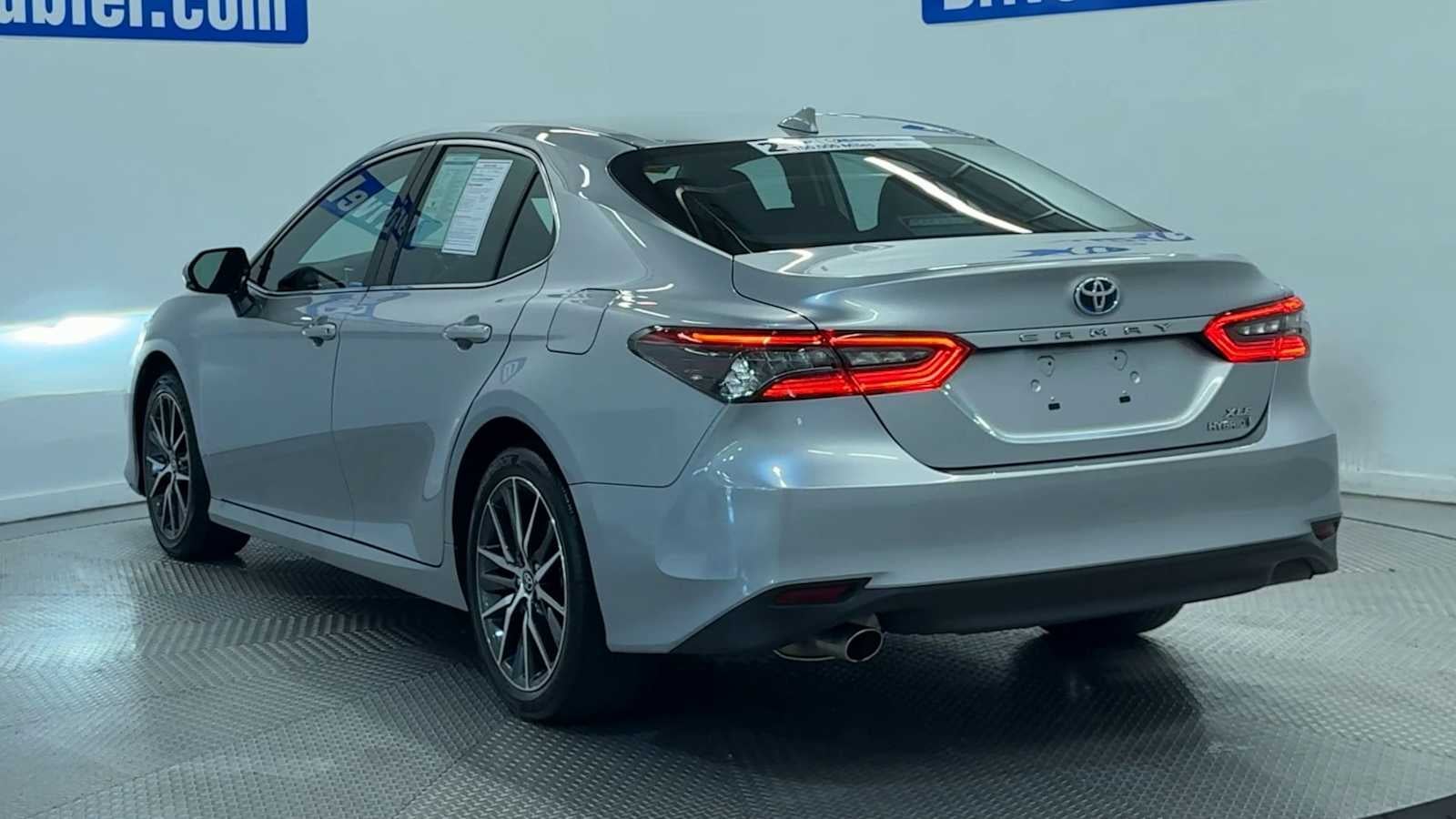 2024 Toyota Camry Hybrid XLE
