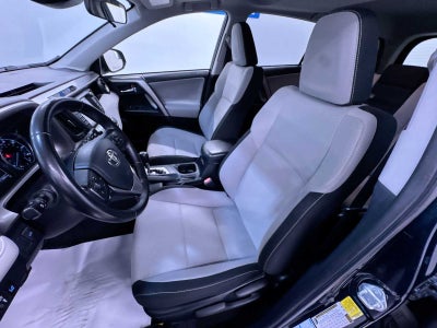 2017 Toyota RAV4 Hybrid XLE