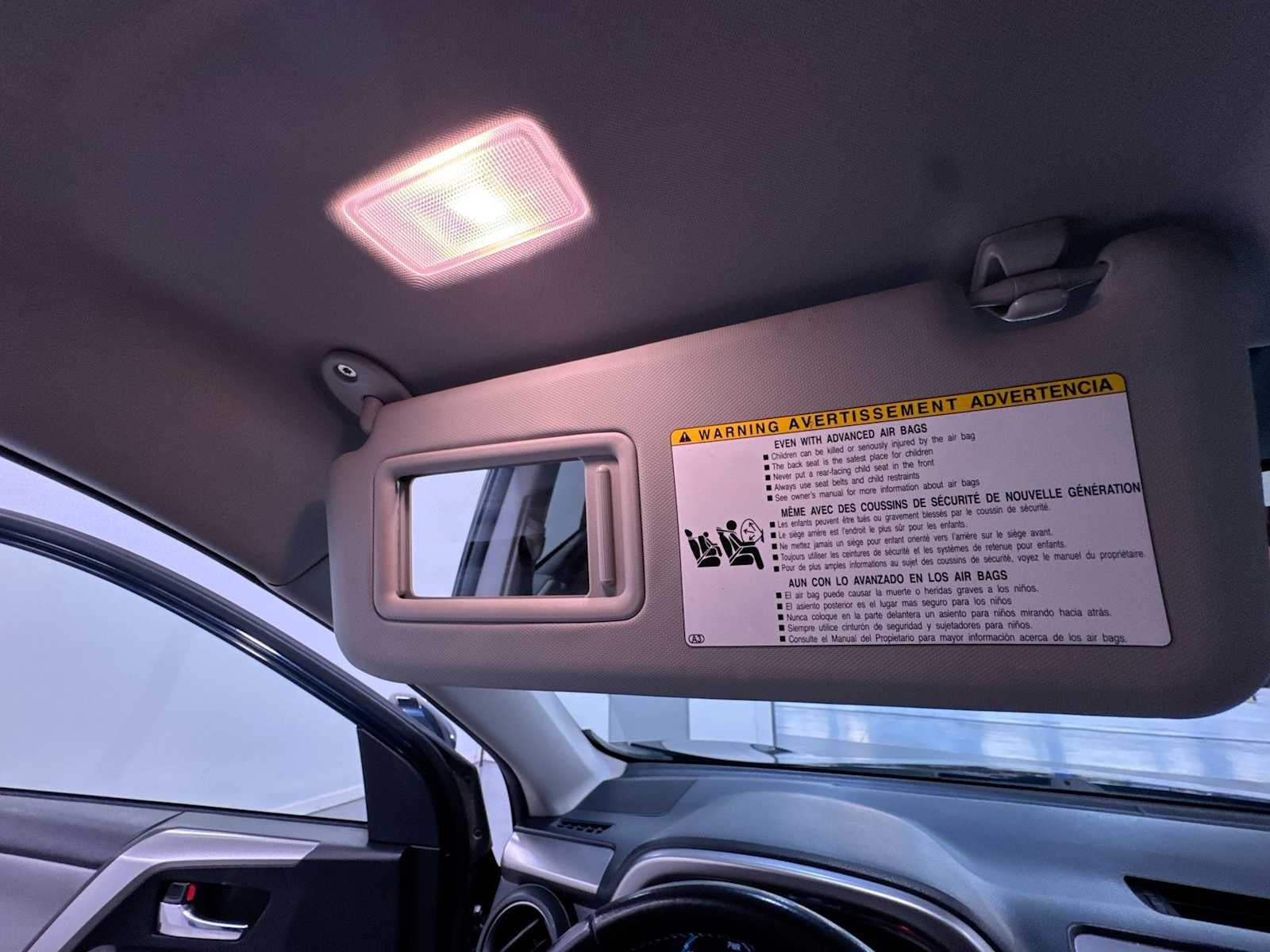 2017 Toyota RAV4 Hybrid XLE