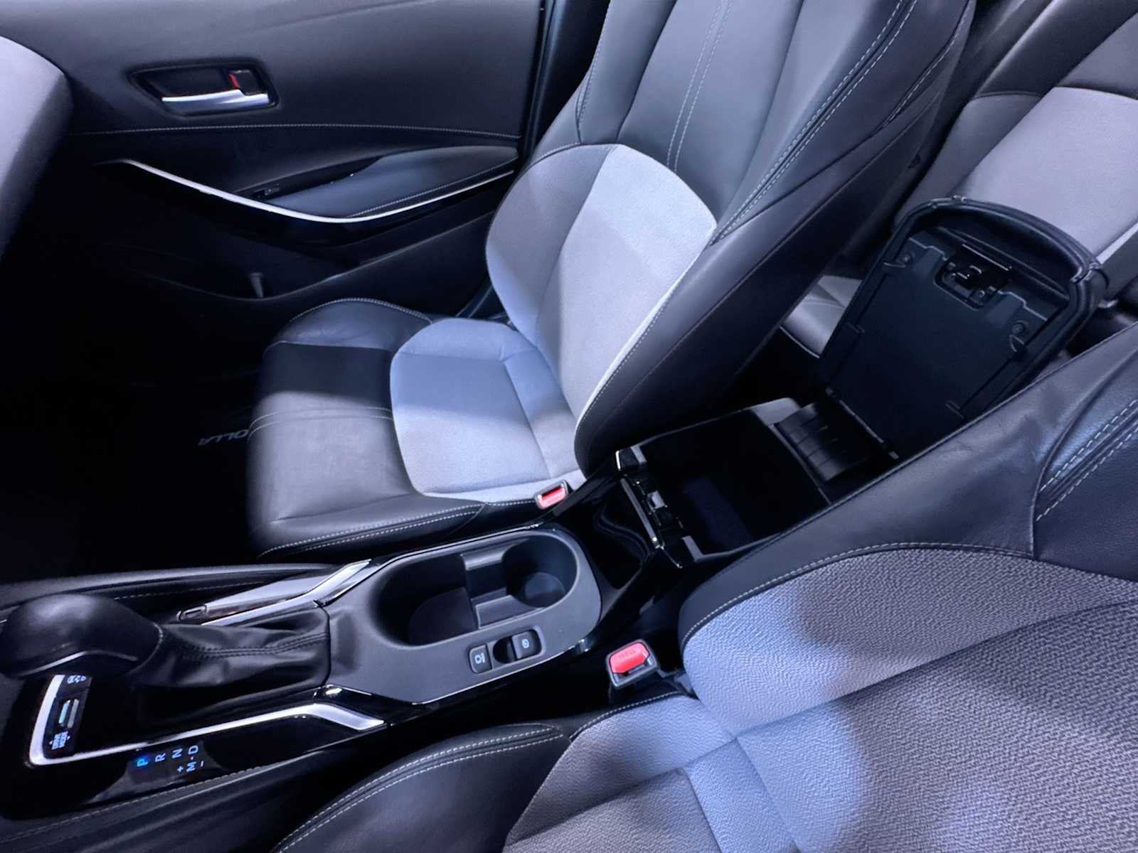 2023 Toyota Corolla Hatchback XSE