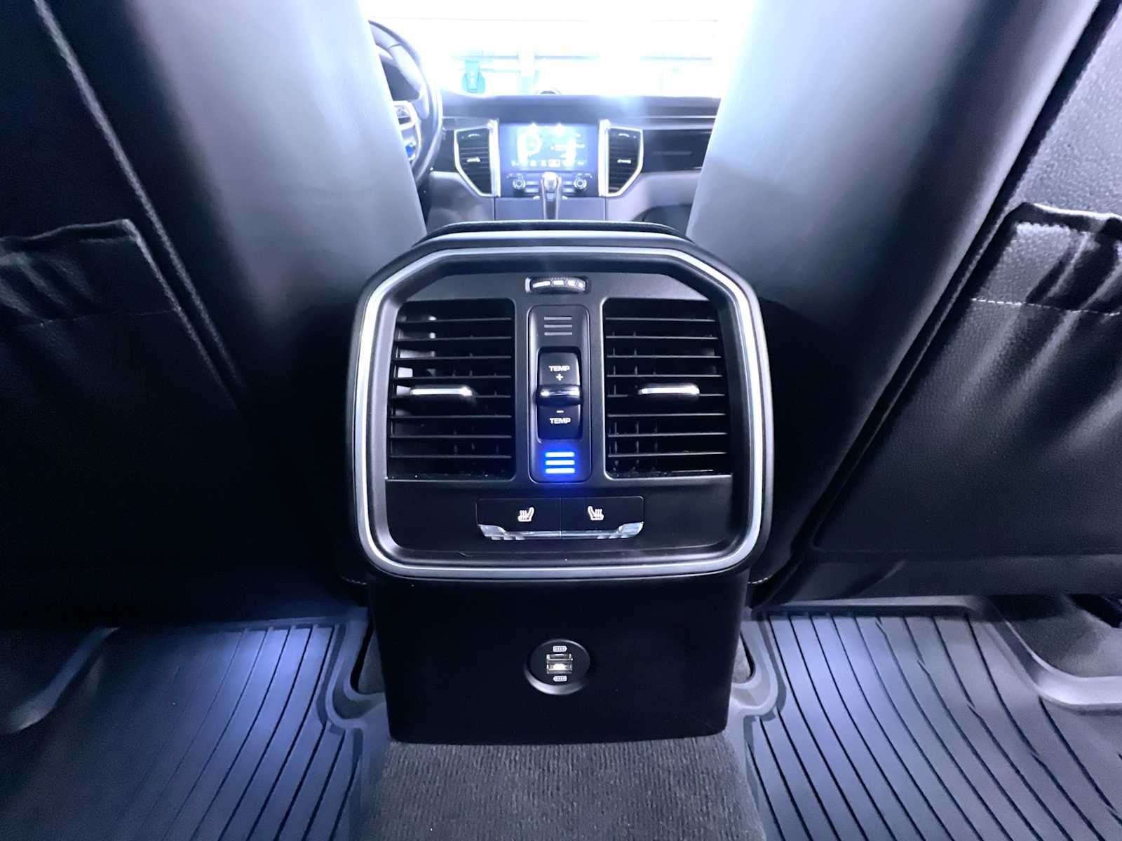 2018 Porsche Macan AWD