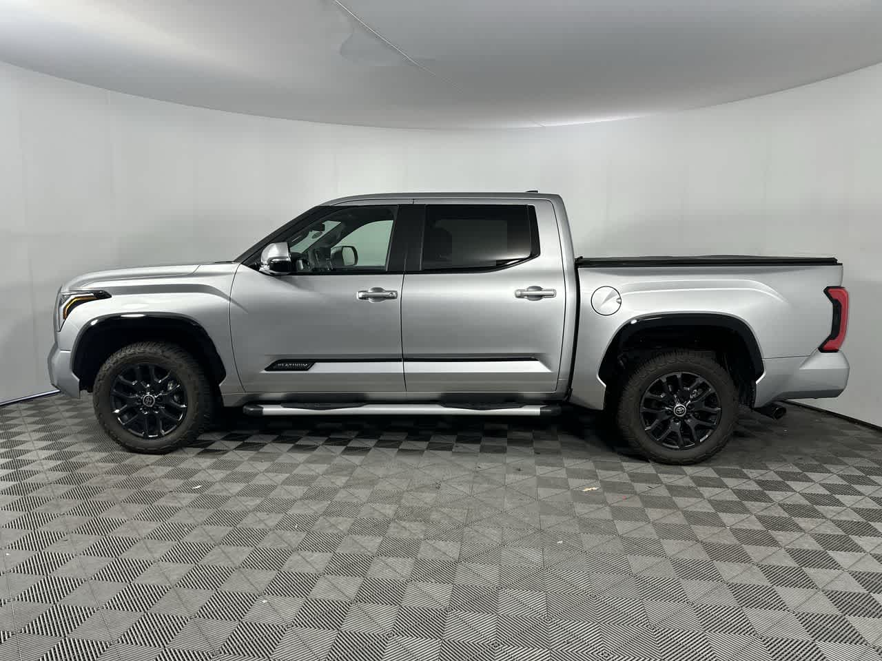 2024 Toyota Tundra 4WD Platinum