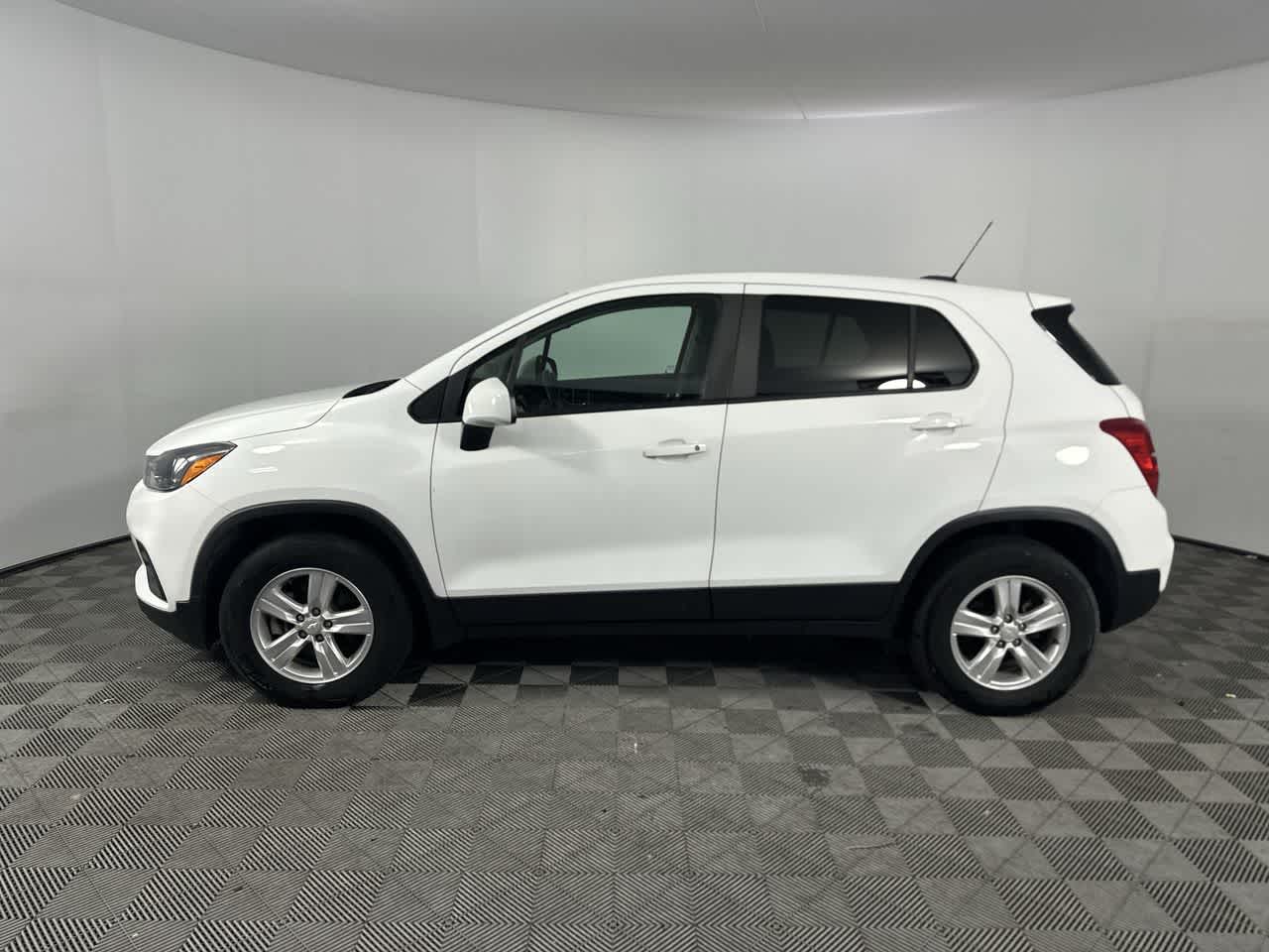 2022 Chevrolet Trax LS