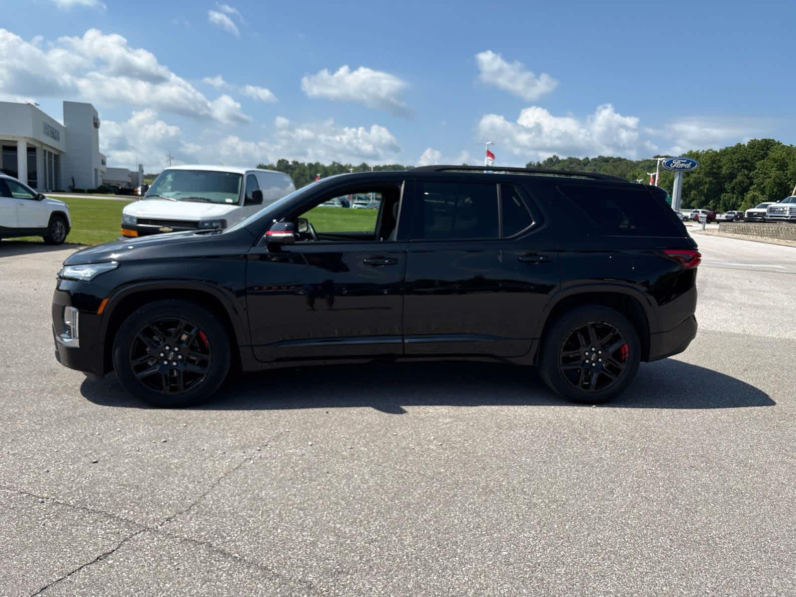 2023 Chevrolet Traverse Premier