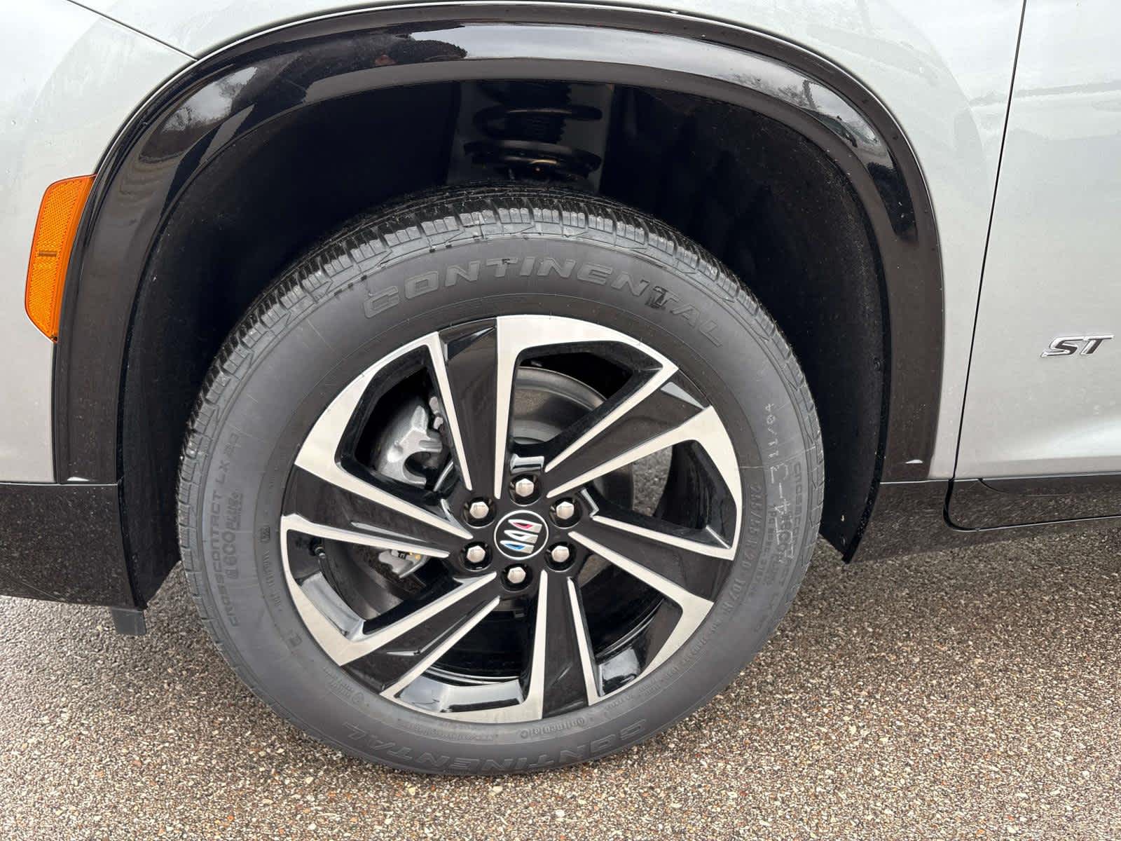 2026 Buick Enclave Sport Touring - Photo 6