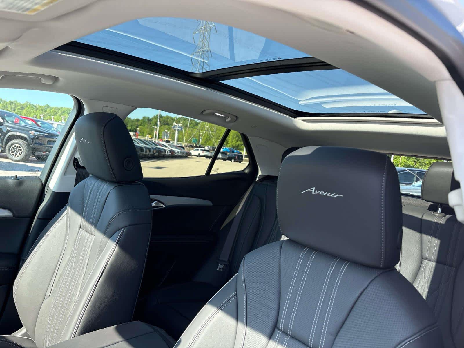 2026 Buick Envision Avenir - Photo 10